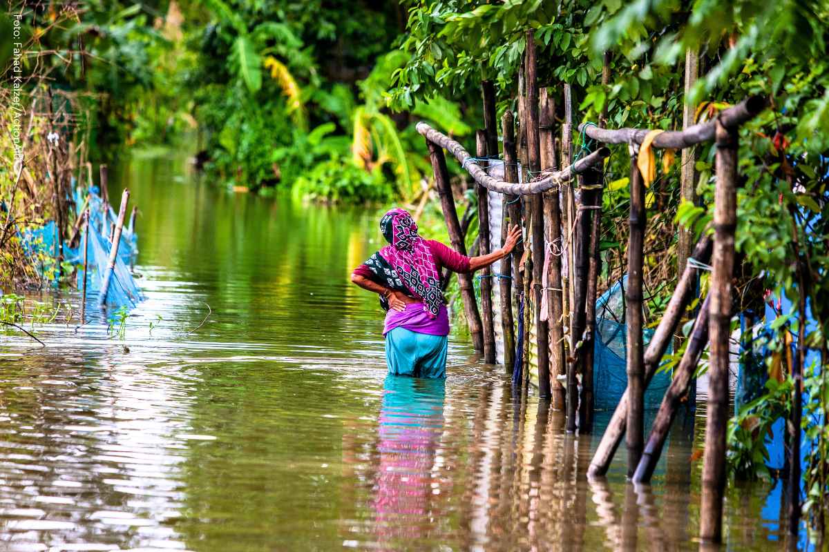 Kraftiga översvämningar i Bangladesh